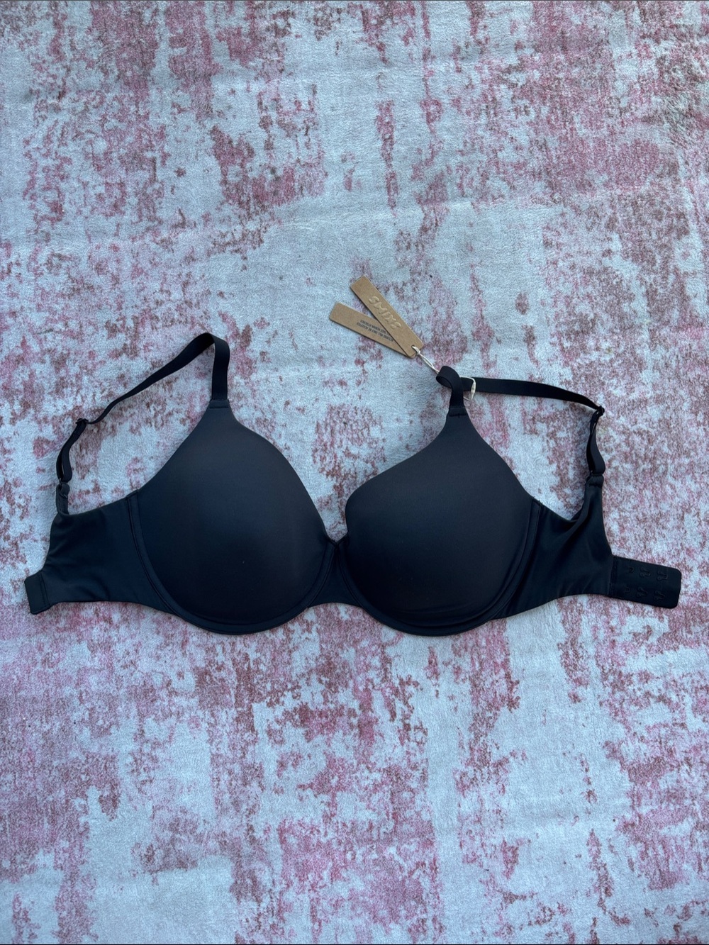 SKIMS Black Fits Everybody T-Shirt Demi Bra